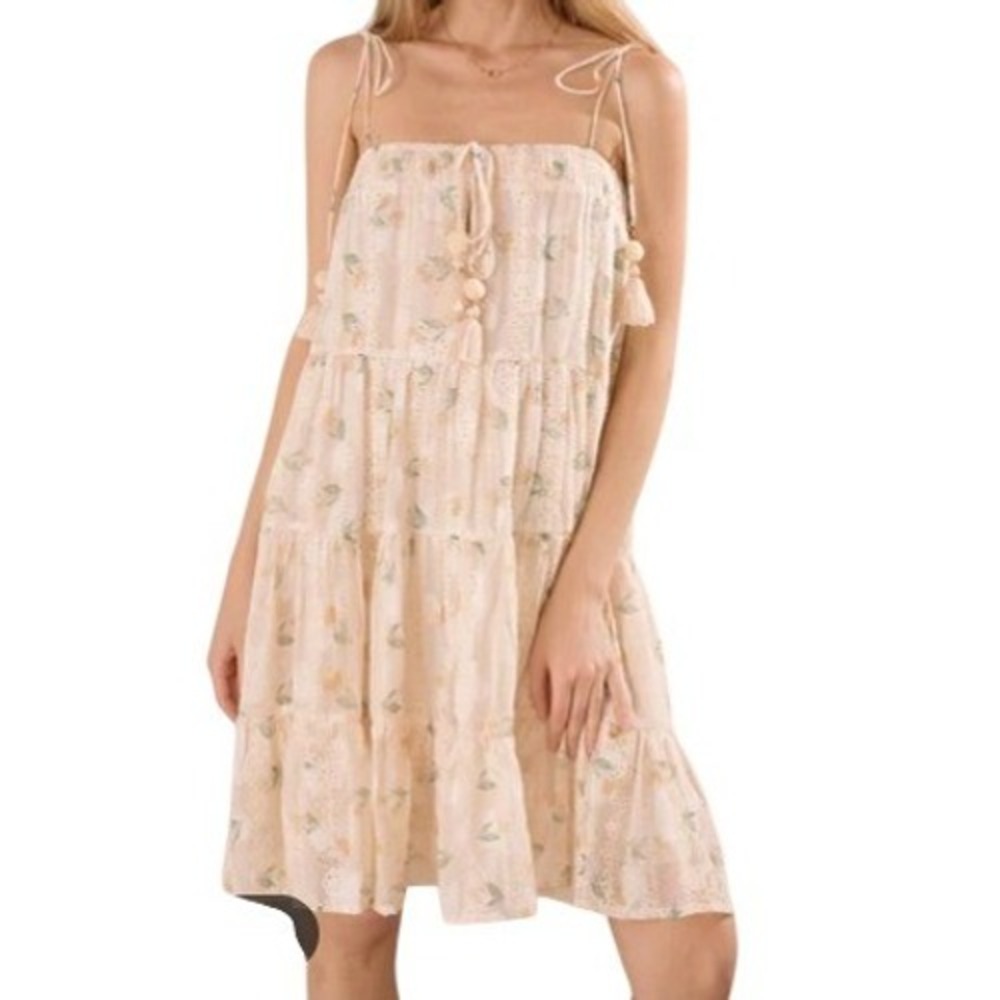 Anna Grace Floral Tiered Mini Dress Sz M Smocked Eyelet Tassels Boho Ruffles
